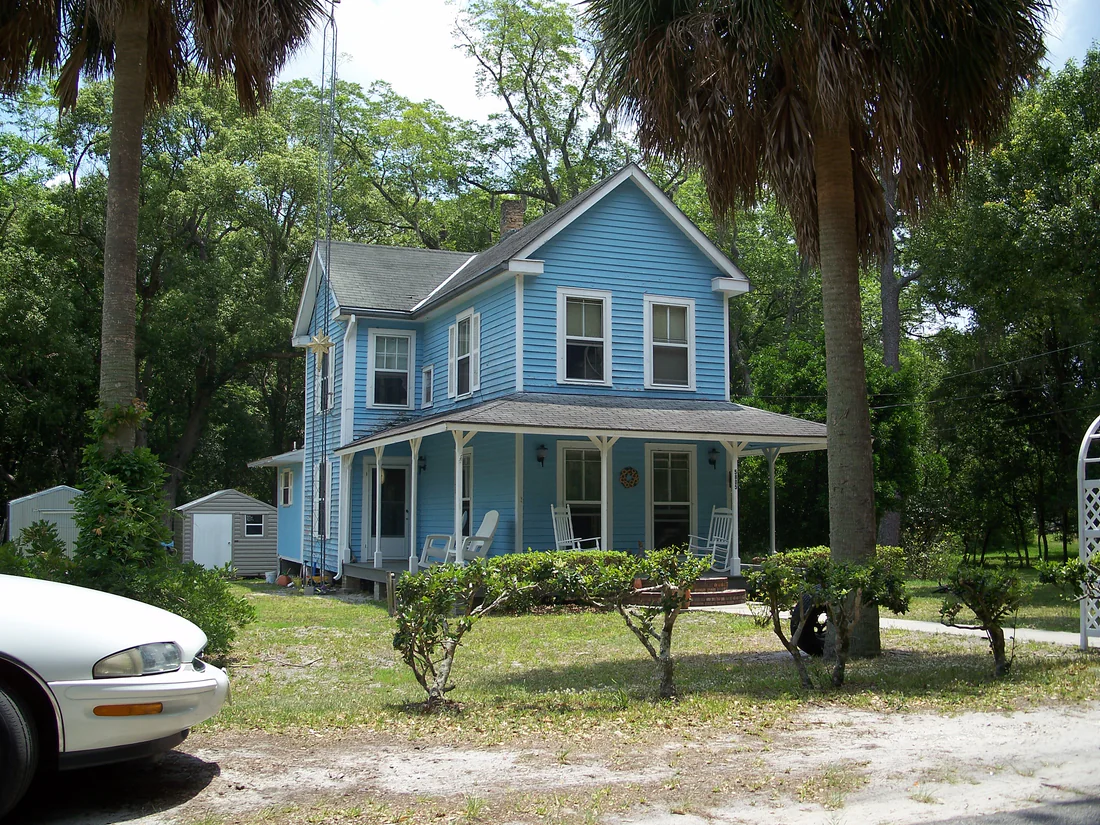 A house in the Melrose Historic District, 2007.