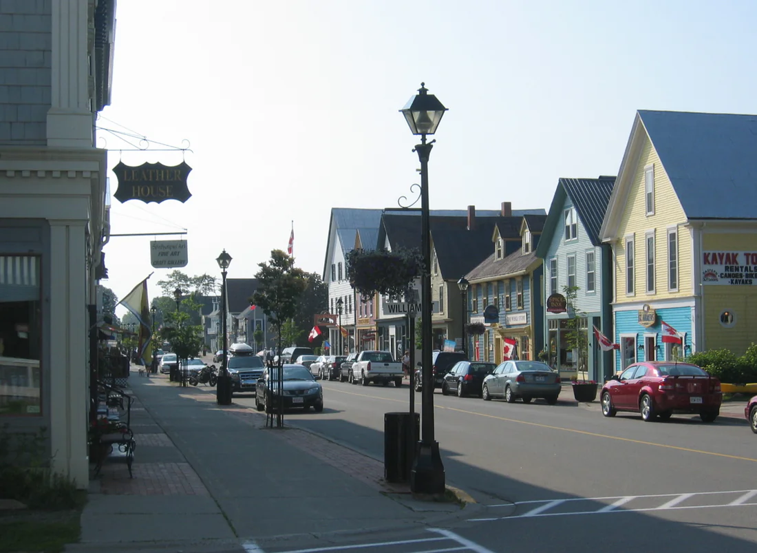 Water Street in the old town of St. Andrews, 2008.