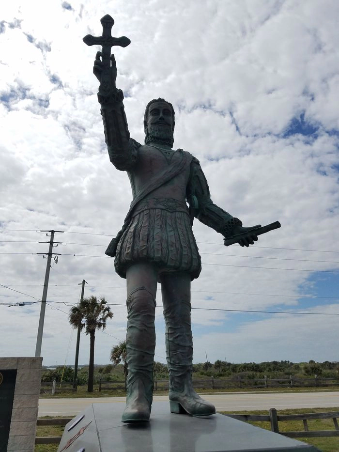 Ponce de León statue at Juan Ponce de León Landing park, 2021.