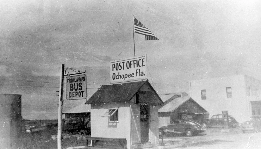 The post office at Ochopee in the 1940s.