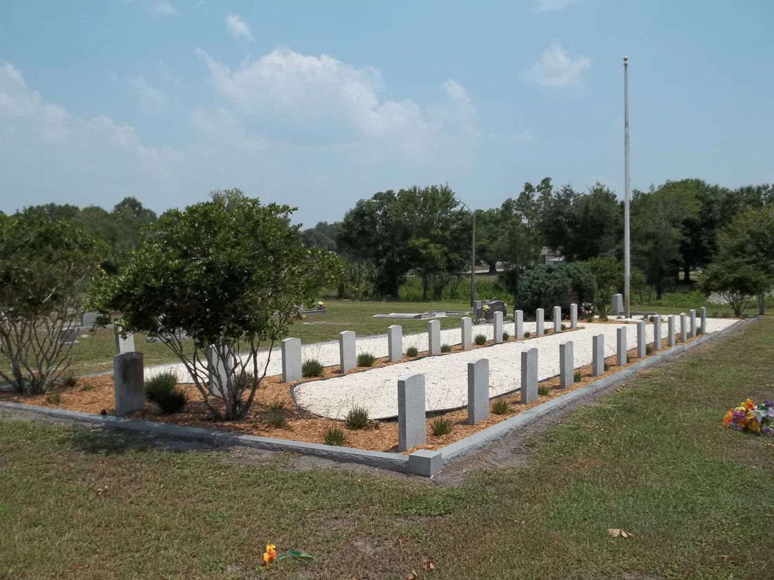 The British plot at Oak Ridge Cemetery in Arcadia, 2011.