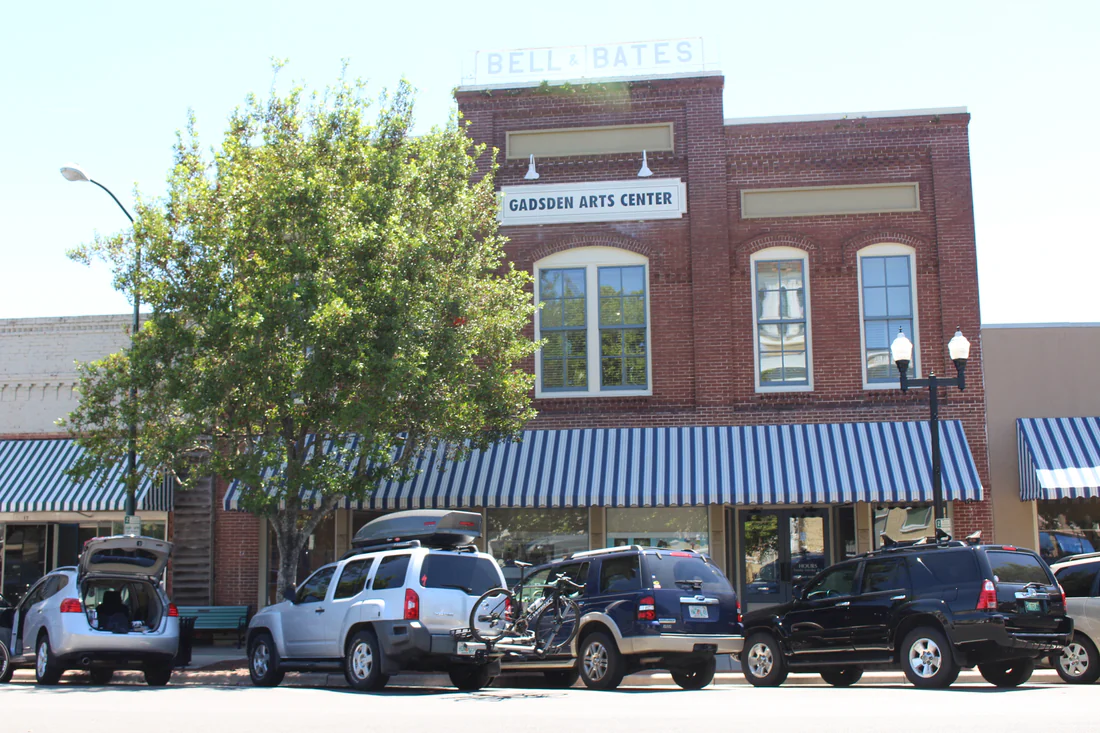 The Gadsden Arts Center in its old brick hardware store building in Quincy, 2017.