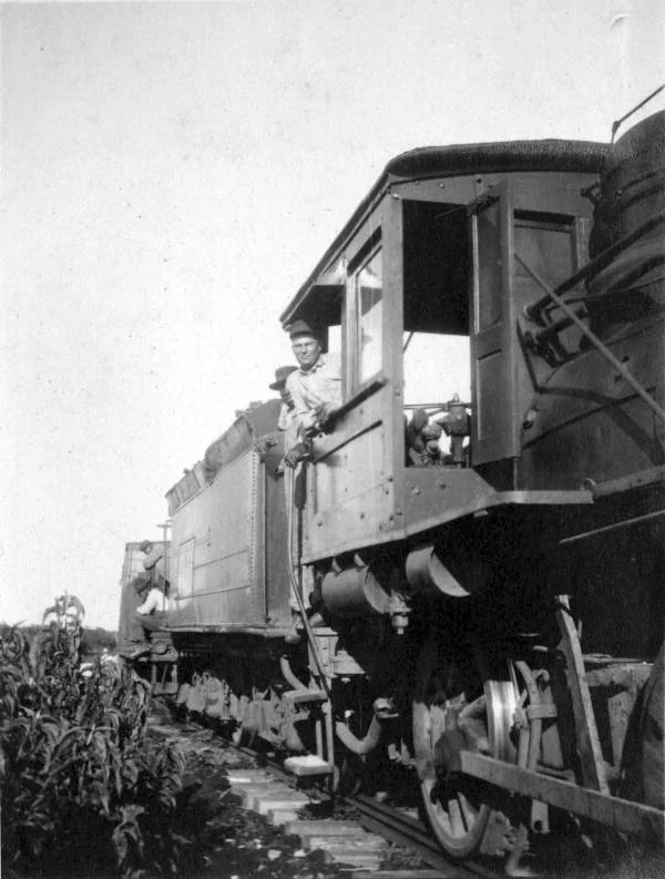 Moving the tomato crop by train in 1921, the year Glades County was created.