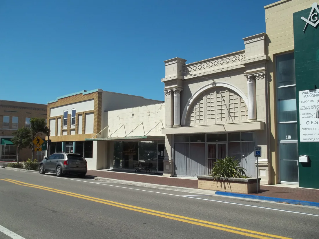 Storefronts in the Downtown Wauchula Historic District, 2020.