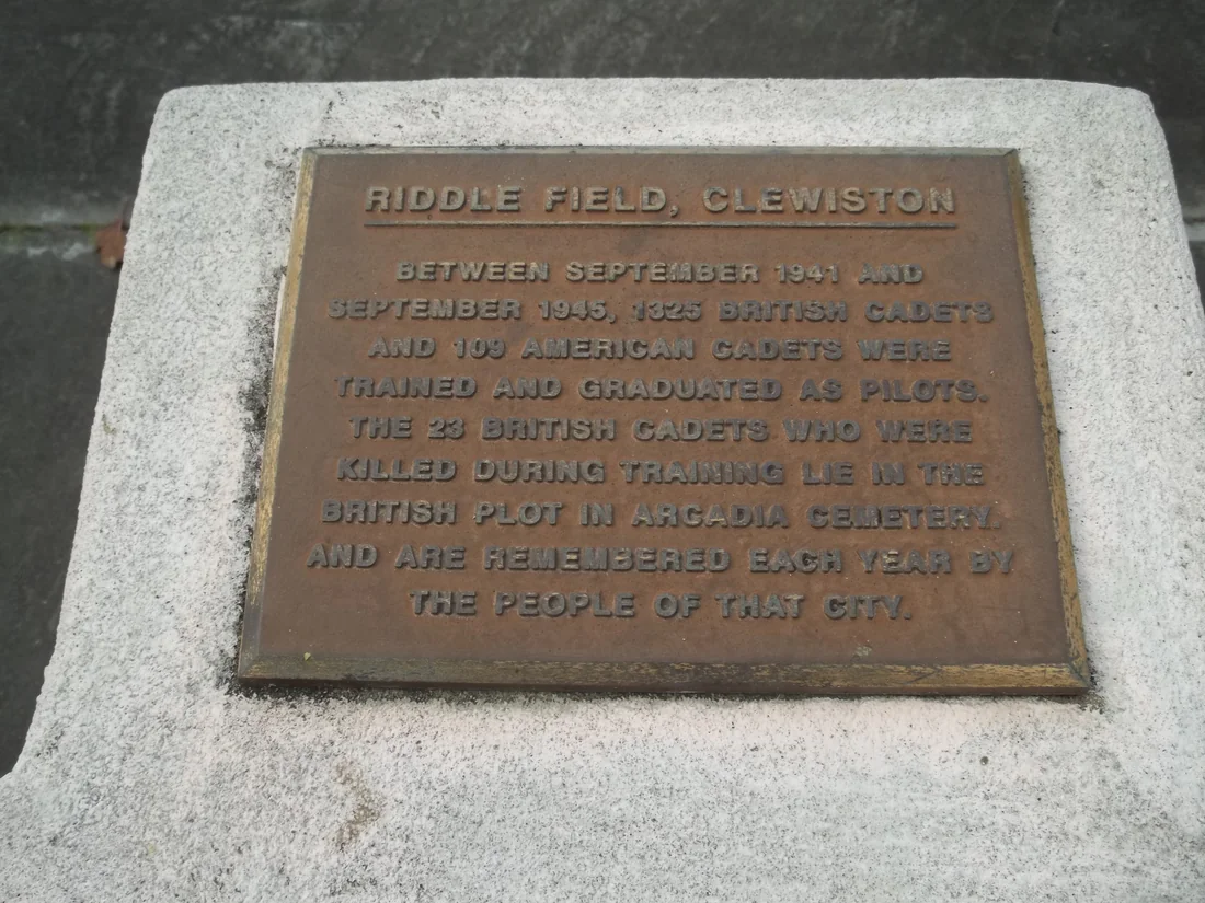 The Clewiston memorial to the Royal Air Force pilots who trained at nearby Riddle Field.