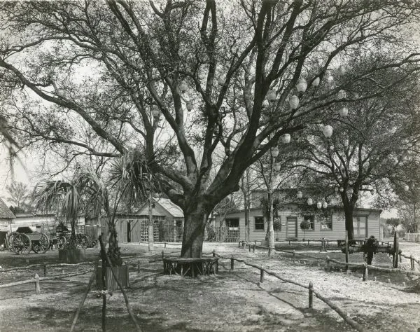 The Roseland Hotel in 1908.