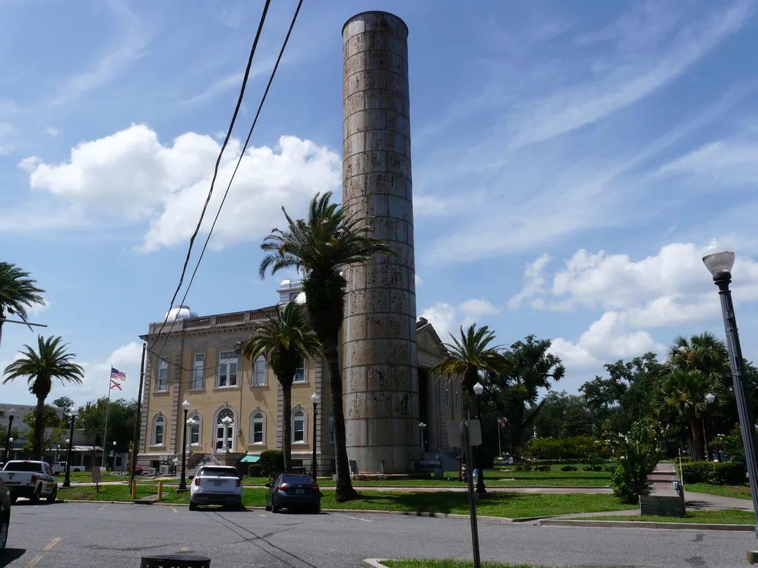 The 1894 water standpipe beside the Madison County Courthouse, 2026.