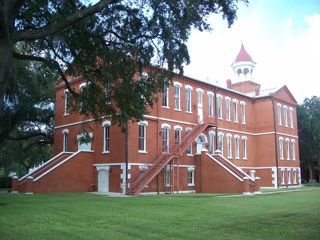 The historic Osceola County Courthouse in Kissimmee.