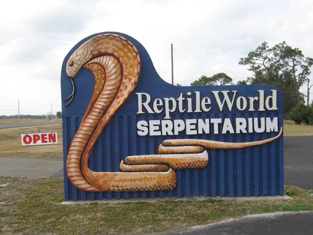 The sign at Reptile World Serpentarium, 2010.