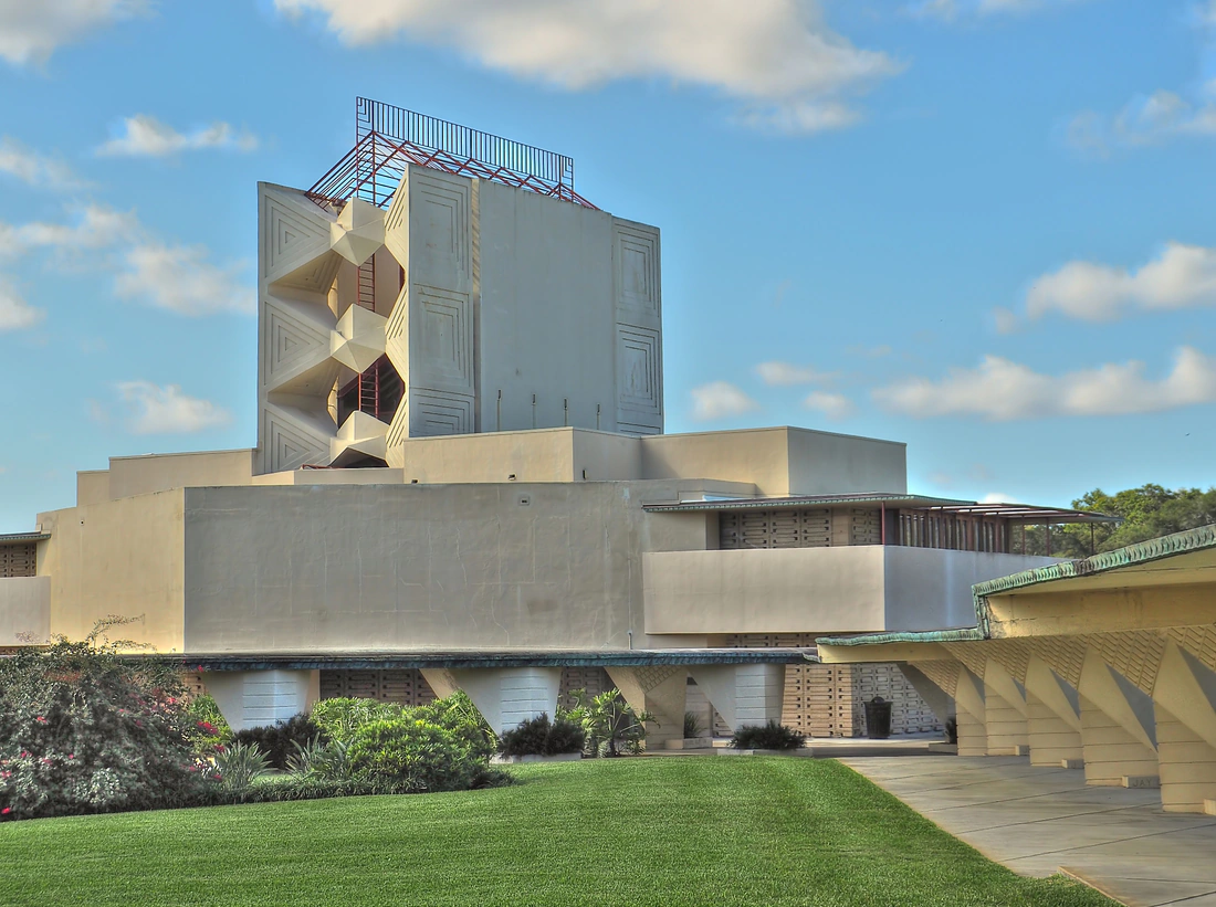 Frank Lloyd Wright's Pfeiffer Chapel at Florida Southern College, 2015.