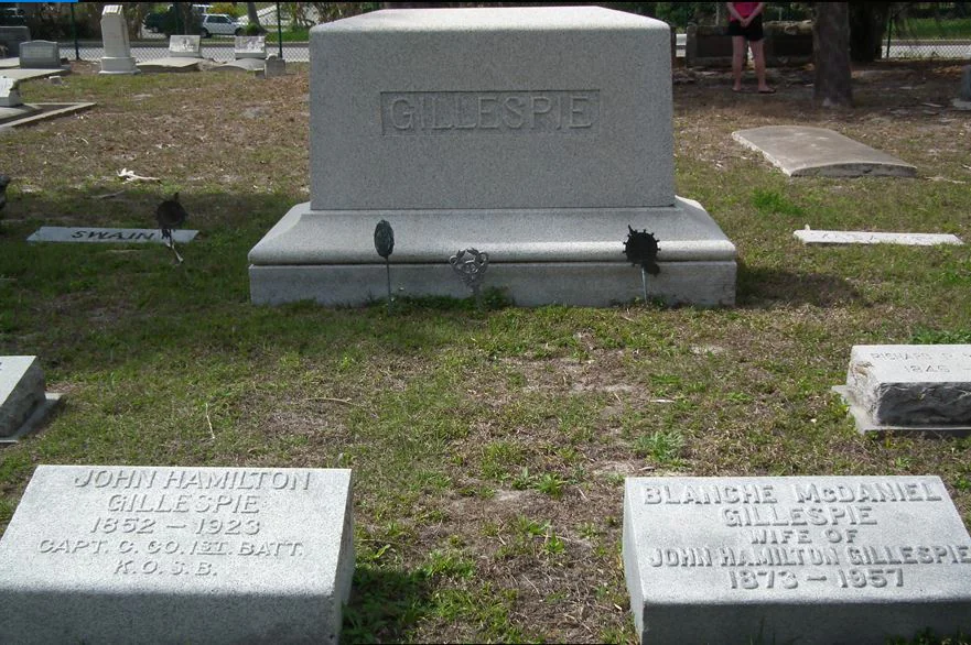The grave of John Hamilton Gillespie in Rosemary Cemetery, Sarasota, 2017.
