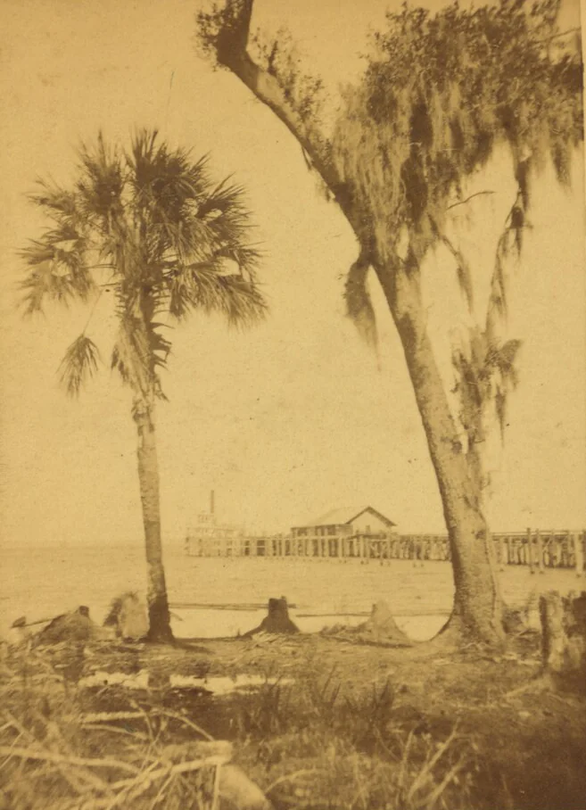 The steamboat landing at Sanford, in an old stereograph from the New York Public Library.