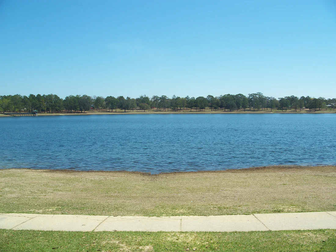Lake DeFuniak in the DeFuniak Springs Historic District, 2008.